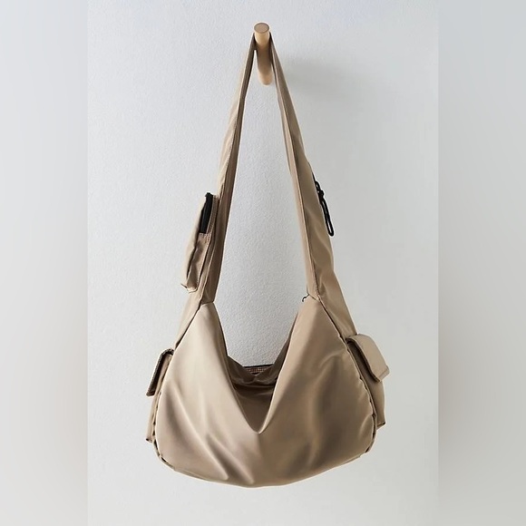 Free People FP Movement Parlay Puffer Carryall - Picture 2 of 11